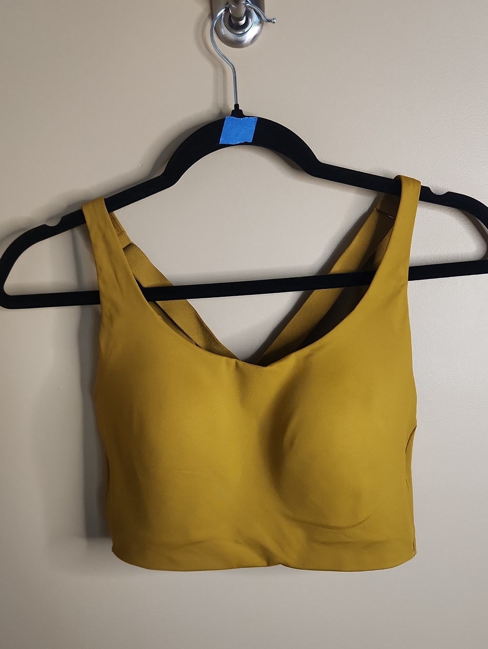 Lululemon Energy Bra High Support in Gold Spice. Size 34DD